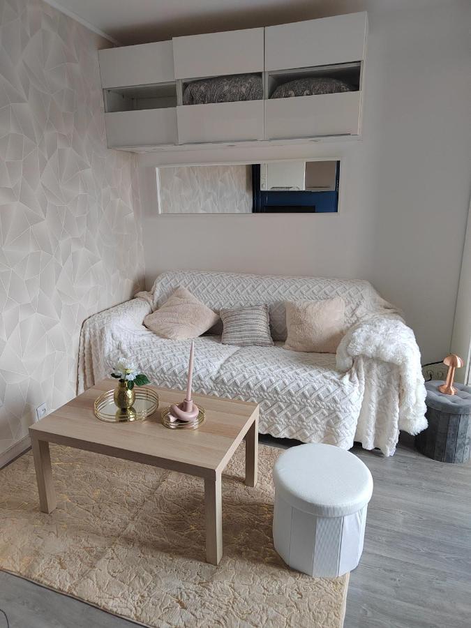 Studio Proche La Defense, Cosy Confort โคล็อมบ์ ภายนอก รูปภาพ