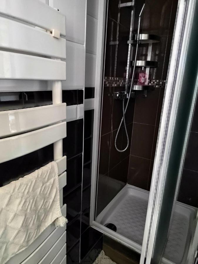 Studio Proche La Defense, Cosy Confort โคล็อมบ์ ภายนอก รูปภาพ